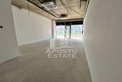 Spațiu comercial, de 51 mp, în Central