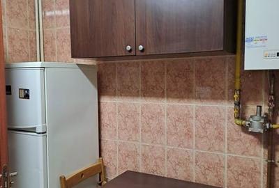 Apartament cu 2 camere, mobilat în Gara de Nord