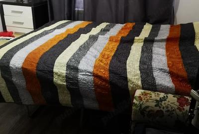 Apartament cu 3 camere decomandat în Patria