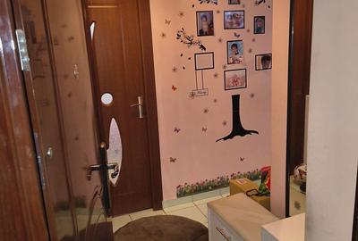 Apartament cu 2 camere decomandat, mobilat în Vest