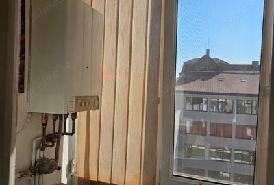 Apartament cu 3 camere semidecomandat, mobilat în Ultracentral