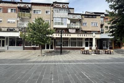 Spațiu comercial, de 127 mp, în Central - 4