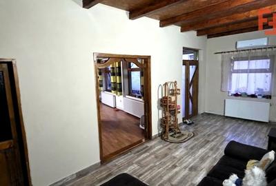 Casă individuală cu 3 camere cu Canalizare în Aurel Vlaicu - 22