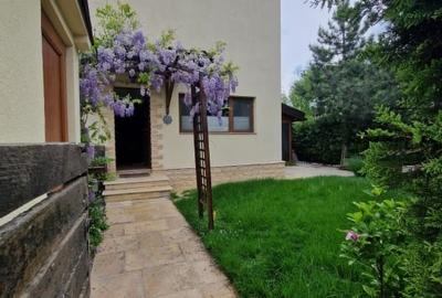 Duplex cu 4 camere cu Canalizare în 1 Decembrie - 1