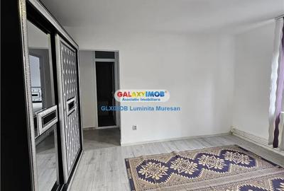 Apartament cu 2 camere semidecomandat în Micro 6 - 2