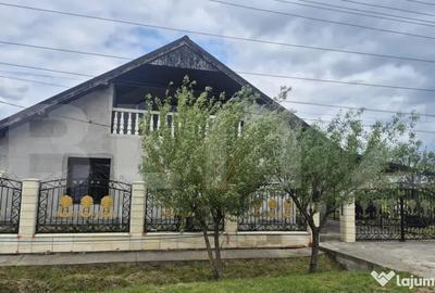 Casă cu 3 camere cu Teren 2918 Mp în Vetiș - 13