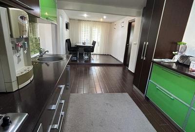 Apartament cu 4 camere în Inel I - 12