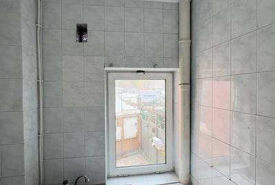 Casă individuală cu 4 camere cu Canalizare în P-ța Unirii - 30