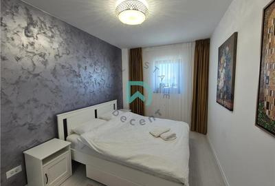 Apartament cu 3 camere decomandat în Tractorul - 5