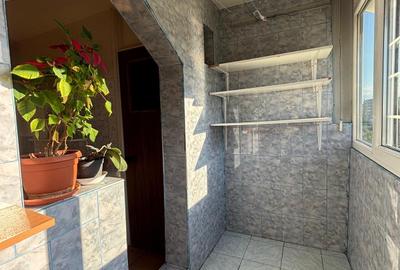 Apartament cu 2 camere decomandat în Titan - 2