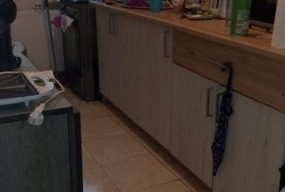 Apartament cu 2 camere semidecomandat în Berceni