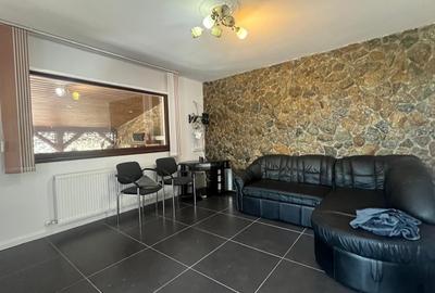 Duplex cu 5 camere cu Canalizare în Moșnița Veche - 5