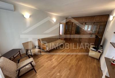Apartament cu 3 camere semidecomandat în Cornișa - 2
