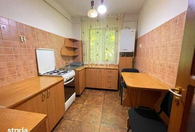 Apartament cu 3 camere decomandat în Tătărași