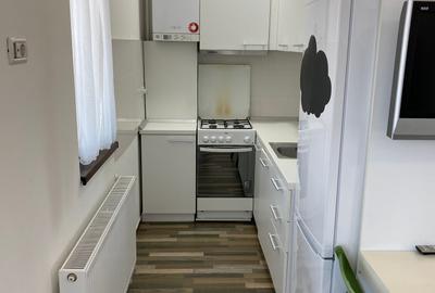 Apartament cu 2 camere semidecomandat, mobilat în Olimpia-Stadion - 2