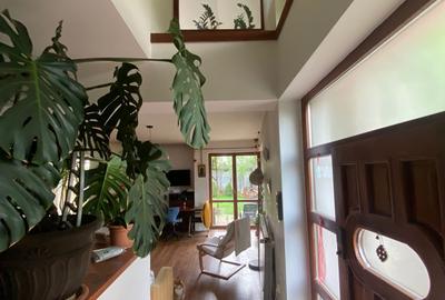 Casă cu 4 camere cu Teren 400 Mp în Mogoșoaia - 2
