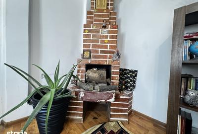 Casă cu 4 camere cu Teren 1350 Mp în Mărgineni