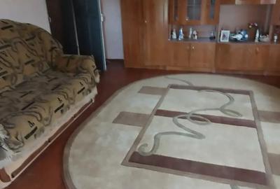 Casă cu 5 camere cu Teren 4000 Mp în Smârdan - 3