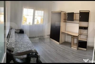 Apartament cu 2 camere decomandat în Micro 17