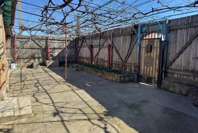 Casă cu 4 camere cu Teren 388 Mp în Palazu Mare - 14