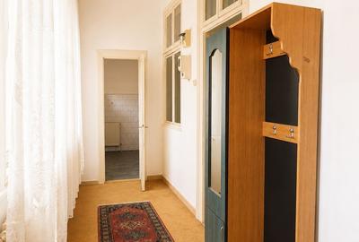 Casă cu 3 camere cu Teren 512 Mp în Grigorescu