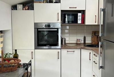 Apartament cu 4 camere în Centrul Civic