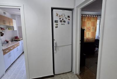 Apartament cu 3 camere decomandat în P-ța Doina - 5