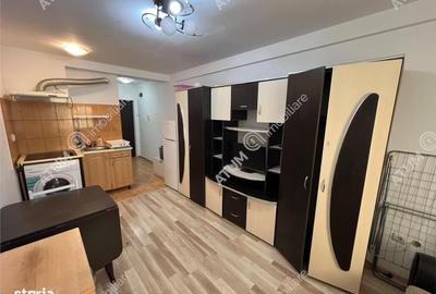 Apartament cu 5 camere în Broscărie
