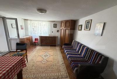 Casă cu 5 camere cu Teren 500 Mp în Central