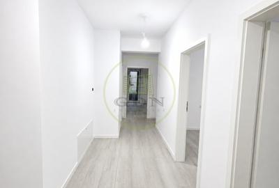 Apartament cu 3 camere decomandat, mobilat în Tractorul