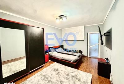 Apartament cu 3 camere decomandat în Alexandru cel Bun - 2