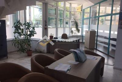 Spațiu comercial, de 820 mp, în Județean - 2
