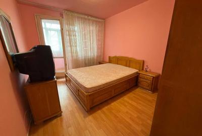 Apartament cu 3 camere semidecomandat, mobilat în Ozana - 3