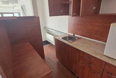 Spațiu comercial, de 300 mp, în Râureni - 2