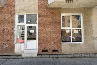 Spațiu comercial, de 54 mp, în Câmpia Turzii