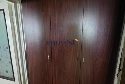Apartament cu 2 camere semidecomandat în Micro 16