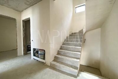 Duplex cu 5 camere cu Canalizare în Europa - 3