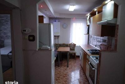 Apartament cu 3 camere în Tudor Vladimirescu