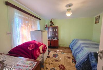 Casă cu 2 camere cu Teren 1200 Mp în Central - 4