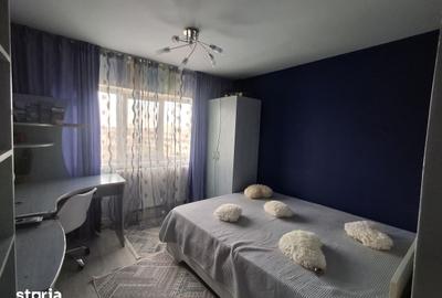 Apartament cu 2 camere decomandat în 1 Mai
