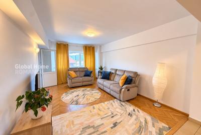 Apartament cu 4 camere decomandat, mobilat în P-ța Romană