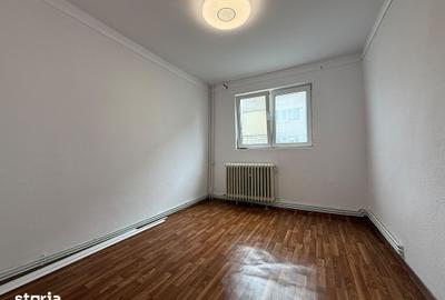 Apartament cu 2 camere, mobilat în Central