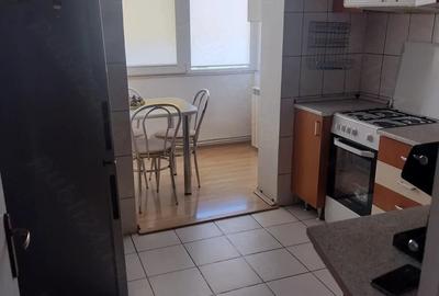 Apartament cu 3 camere decomandat în Micălaca