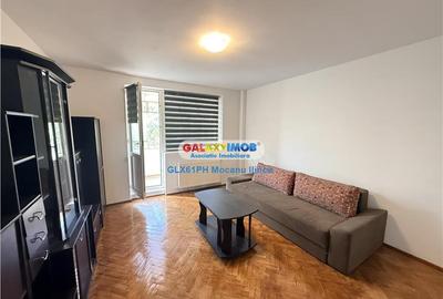 Apartament cu 3 camere decomandat, mobilat în Republicii