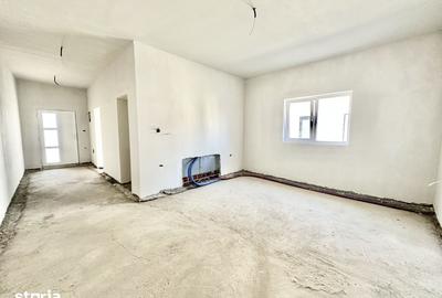 Casă cu 3 camere cu Teren 309 Mp în Moșnița Nouă