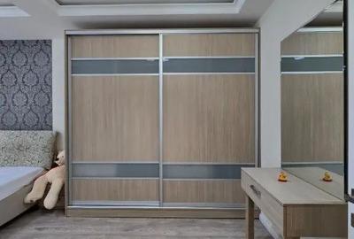 Apartament cu 2 camere decomandat în Moșilor