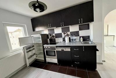 Apartament cu 3 camere decomandat în Central - 2