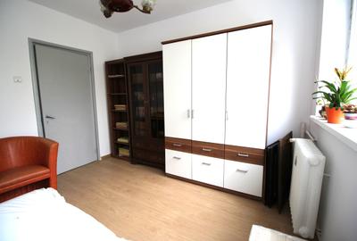 Apartament cu 4 camere semidecomandat în Apusului - 2