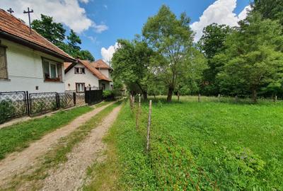 Teren Construcții intravilan de 1060 mp, în Bran