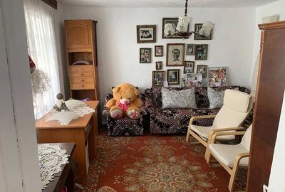 Casă cu 6 camere cu Teren 1900 Mp în Nana - 3